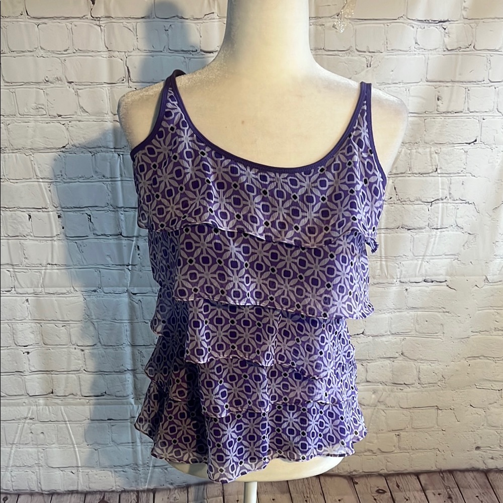 Small NY & Co Purple Patterned Women's Ruffled Spaghetti strap Exc condition